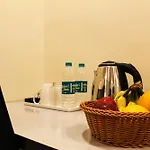 Housemate Hotel