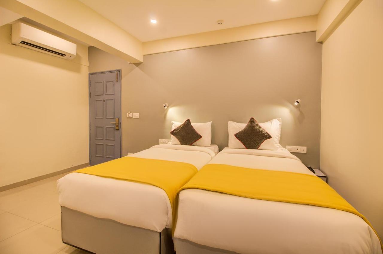 Housemate Hotel